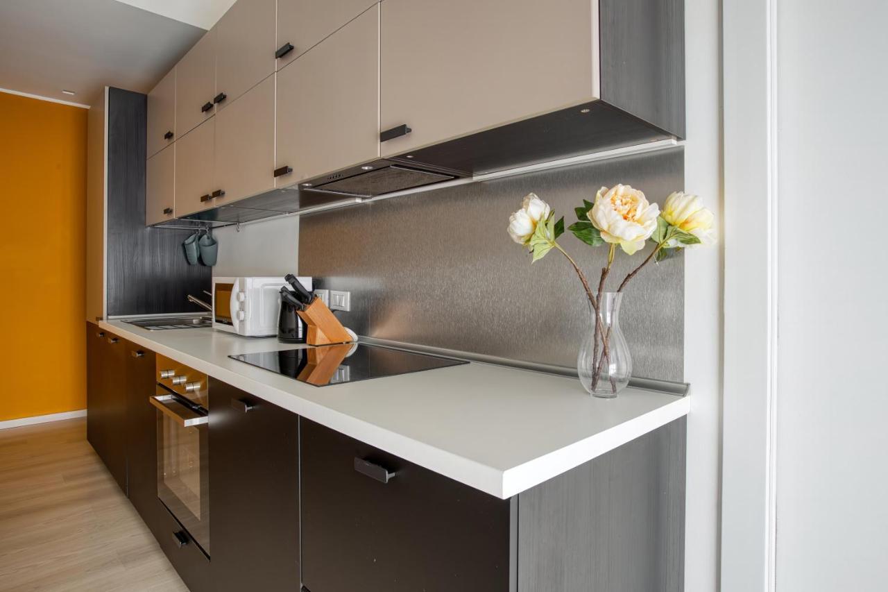 Joivy Vibrant 2Bed Apt With Balcony Milan Luaran gambar